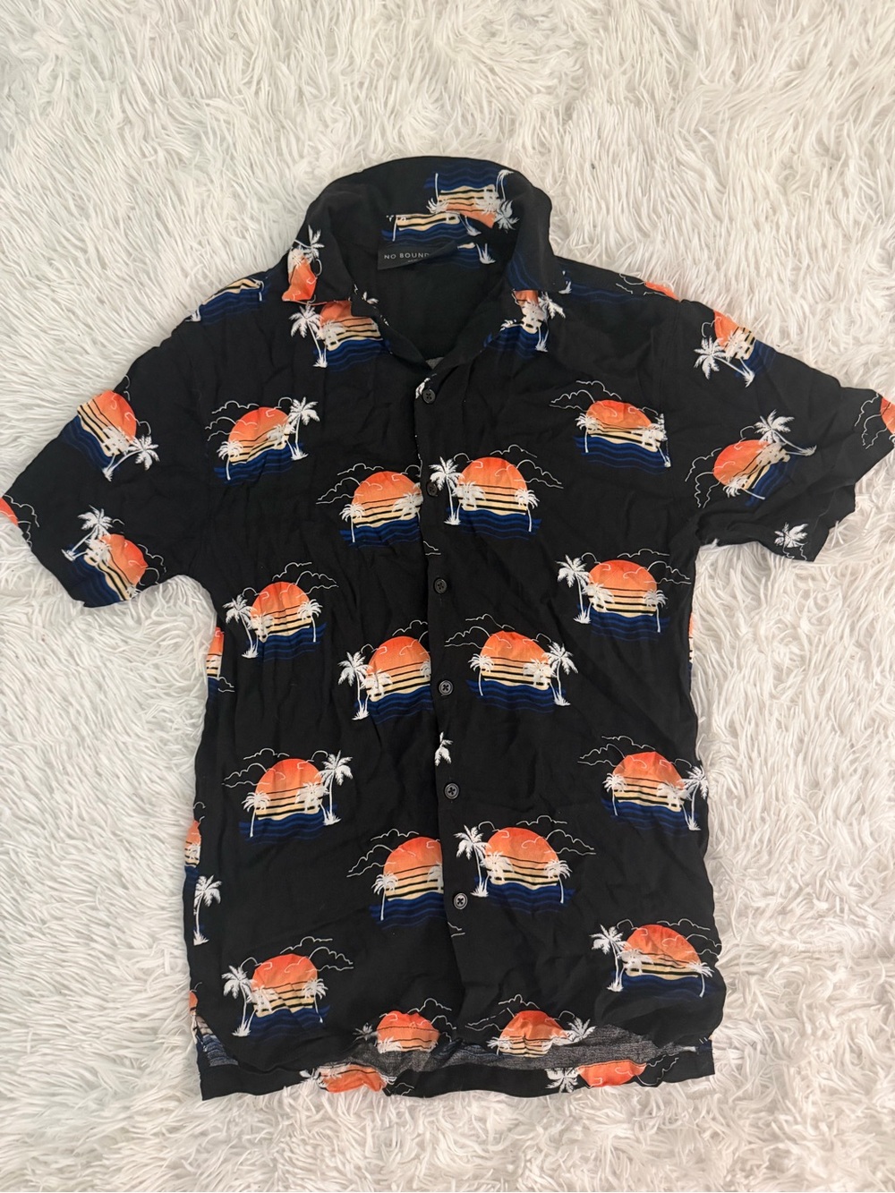 No Boundaries XS Black Hawaiian Sunset Palm Button Up Shirt Rayon